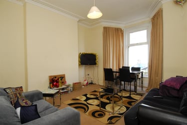 4 bed house, 21 Southern Terrace, Mutley, Plymouth, PL47LS - Image 4